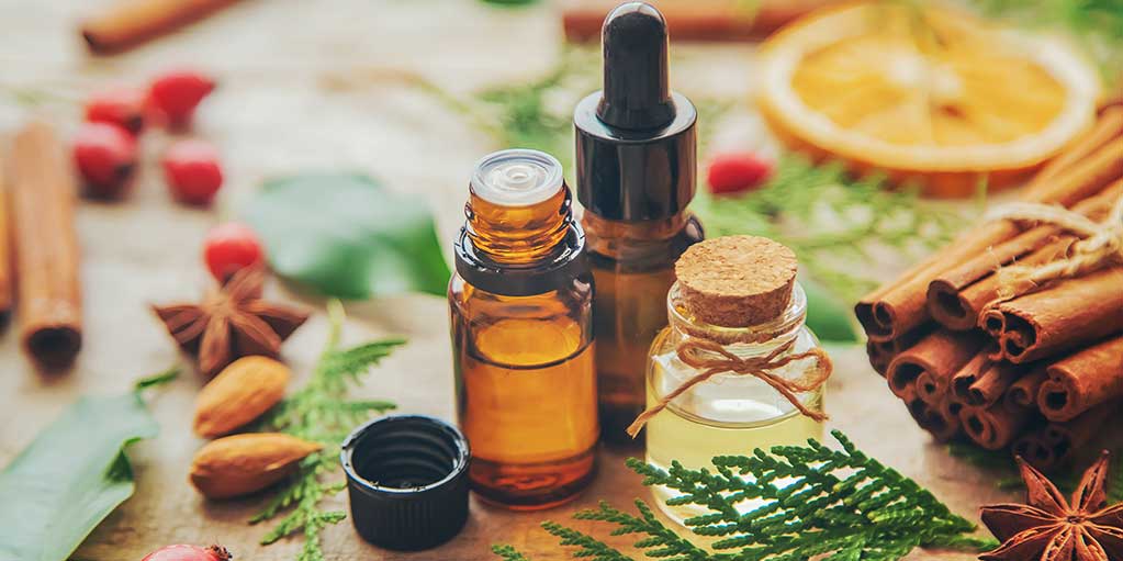 Using CBD Oils With Essential Oils For Aromatherapy